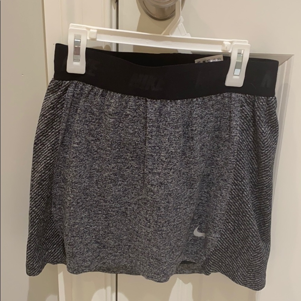 Nike golf skort women’s small great condition